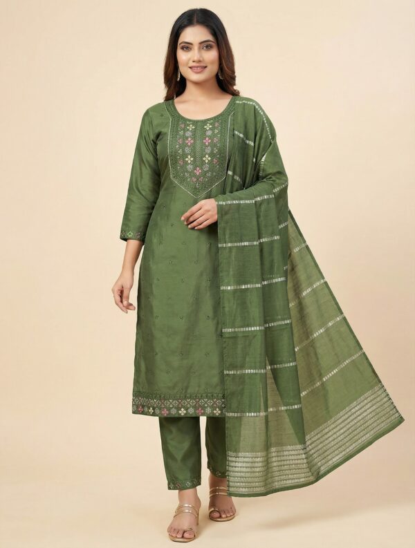 Elegant Embroidered Indian Salwar Kameez Suits - Shop Traditional Ethnic Wear